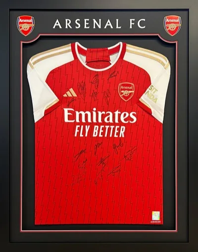 Framed Arsenal football shirt - Platinum bespoke display