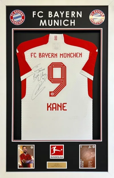 Framed Harry Kane Bayern Munich football shirt with match images